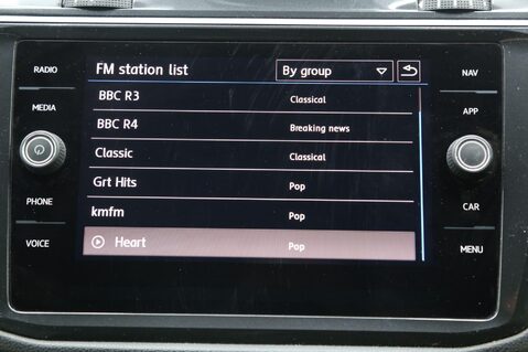 Volkswagen Tiguan 2.0 TDI R-Line DSG 4Motion Euro 6 (s/s) 5dr 15