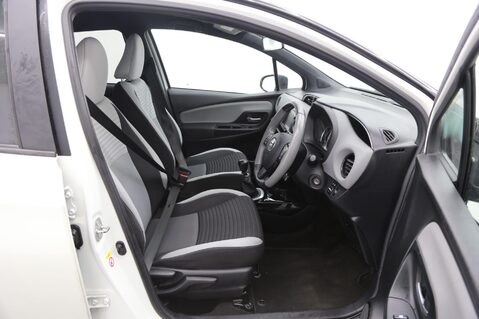 Toyota Yaris 1.33 Dual VVT-i Design Euro 6 5dr 22