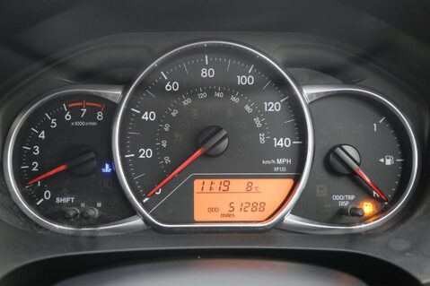 Toyota Yaris 1.33 Dual VVT-i Design Euro 6 5dr 15