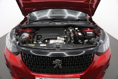 Peugeot 2008 1.2 PureTech GT Premium EAT Euro 6 (s/s) 5dr 28
