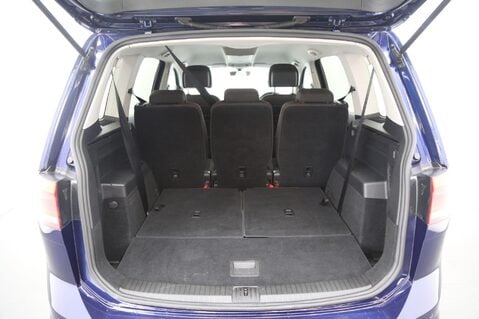 Volkswagen Touran 2.0 TDI SE DSG Euro 6 (s/s) 5dr 27