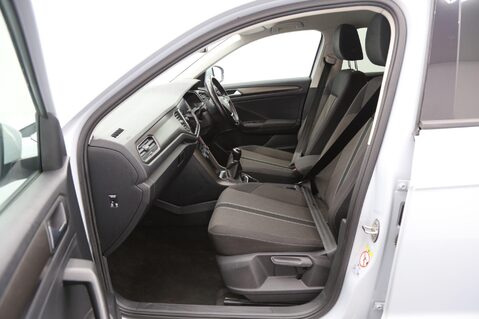 Volkswagen T-Roc 1.6 TDI SE Euro 6 (s/s) 5dr 22