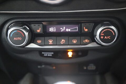 Nissan Juke 1.0 DIG-T Tekna+ DCT Auto Euro 6 (s/s) 5dr 17