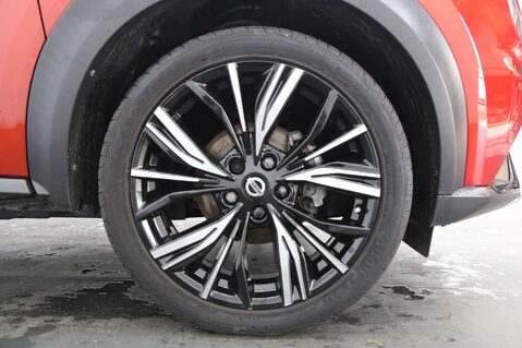 Nissan Juke 1.0 DIG-T Tekna+ DCT Auto Euro 6 (s/s) 5dr 26