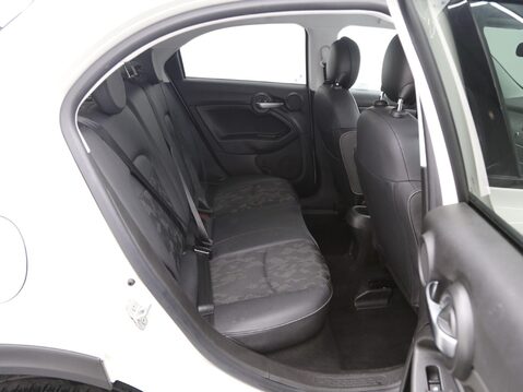 Fiat 500X 1.0 FireFly Turbo Cross Euro 6 (s/s) 5dr 23