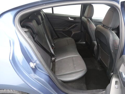 Ford Focus 1.5 EcoBlue ST-Line X Euro 6 (s/s) 5dr 23
