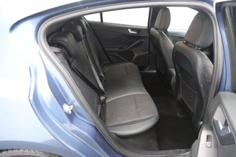 Ford Focus 1.5 EcoBlue ST-Line X Euro 6 (s/s) 5dr 23