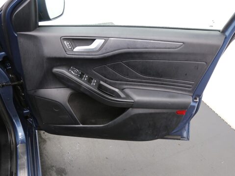 Ford Focus 1.5 EcoBlue ST-Line X Euro 6 (s/s) 5dr 19