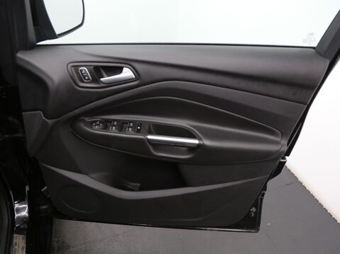 Ford Kuga 1.5 TDCi ST-Line Euro 6 (s/s) 5dr 19