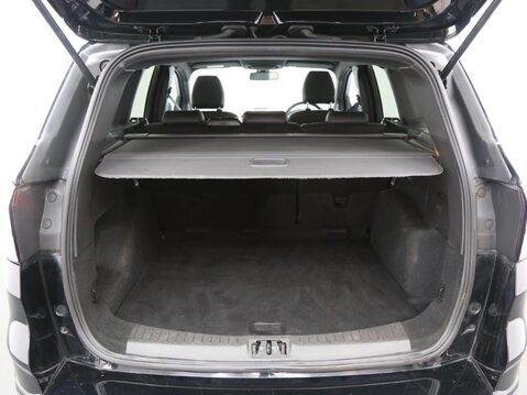 Ford Kuga 1.5 TDCi ST-Line Euro 6 (s/s) 5dr 26