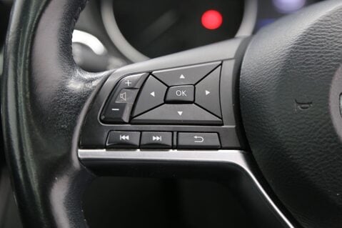 Nissan Qashqai 1.5 dCi Tekna Euro 6 (s/s) 5dr 11