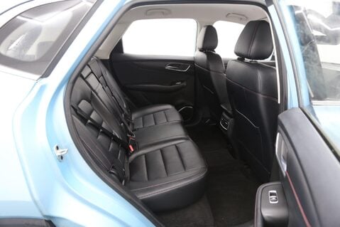 MG HS 1.5 T-GDI 16.6kWh Excite Auto Euro 6 (s/s) 5dr 22