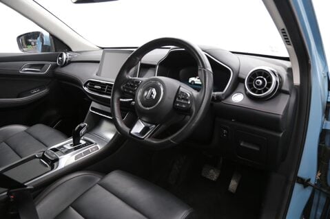 MG HS 1.5 T-GDI 16.6kWh Excite Auto Euro 6 (s/s) 5dr 20
