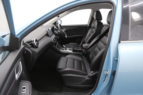 MG HS 1.5 T-GDI 16.6kWh Excite Auto Euro 6 (s/s) 5dr 21