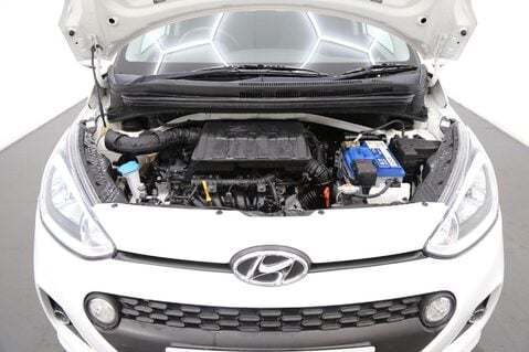 Hyundai i10 1.2 Premium SE Auto Euro 6 5dr 31