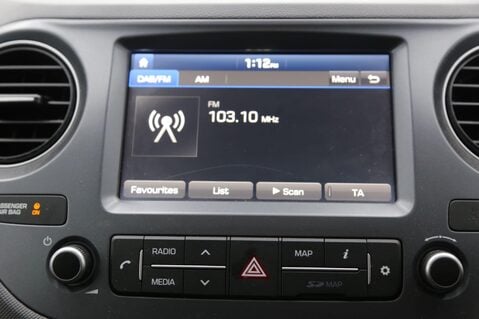 Hyundai i10 1.2 Premium SE Auto Euro 6 5dr 17