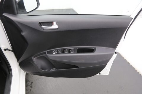 Hyundai i10 1.2 Premium SE Auto Euro 6 5dr 22