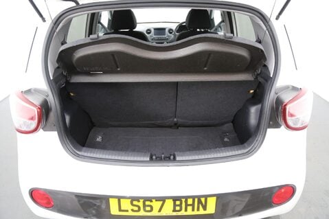 Hyundai i10 1.2 Premium SE Auto Euro 6 5dr 29