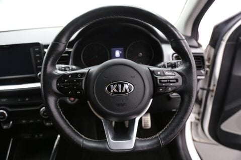 Kia Stonic 1.0 T-GDi First Edition Euro 6 (s/s) 5dr 10