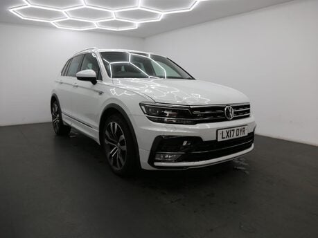Volkswagen Tiguan 2.0 TDI BlueMotion Tech R-Line DSG Euro 6 (s/s) 5dr