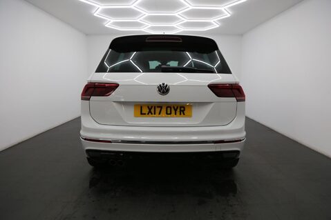 Volkswagen Tiguan 2.0 TDI BlueMotion Tech R-Line DSG Euro 6 (s/s) 5dr 6