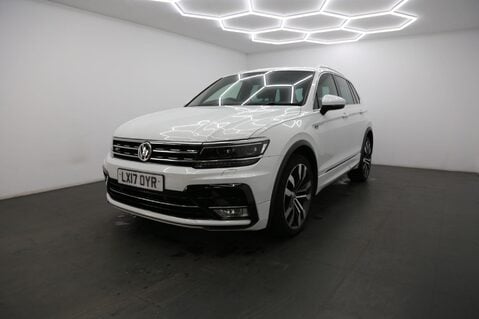 Volkswagen Tiguan 2.0 TDI BlueMotion Tech R-Line DSG Euro 6 (s/s) 5dr 3