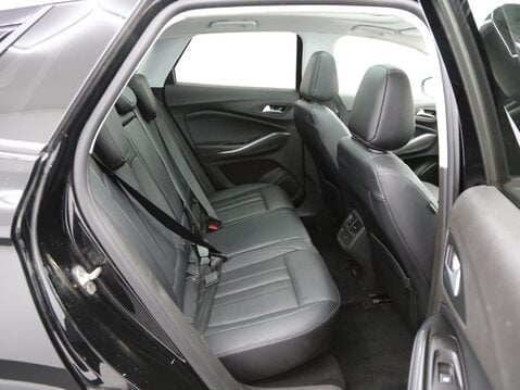 Vauxhall Grandland X 1.2 Turbo Elite Nav Euro 6 (s/s) 5dr 23