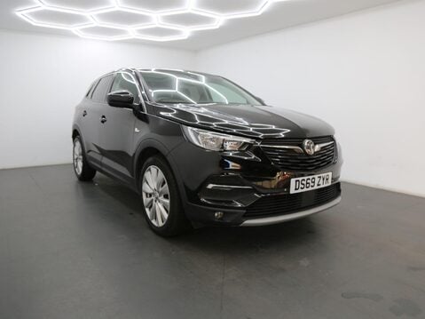 Vauxhall Grandland X 1.2 Turbo Elite Nav Euro 6 (s/s) 5dr 1