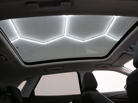 Vauxhall Grandland X 1.2 Turbo Elite Nav Euro 6 (s/s) 5dr 24