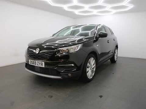 Vauxhall Grandland X 1.2 Turbo Elite Nav Euro 6 (s/s) 5dr 3