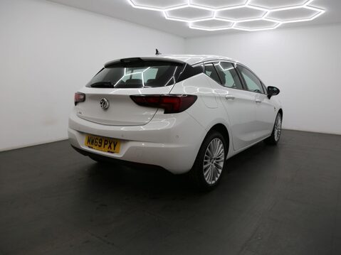 Vauxhall Astra 1.4i Turbo Elite Nav Auto Euro 6 (s/s) 5dr 5