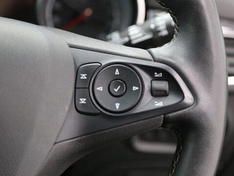 Vauxhall Astra 1.4i Turbo Elite Nav Auto Euro 6 (s/s) 5dr 12