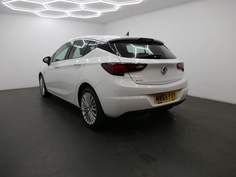 Vauxhall Astra 1.4i Turbo Elite Nav Auto Euro 6 (s/s) 5dr 7