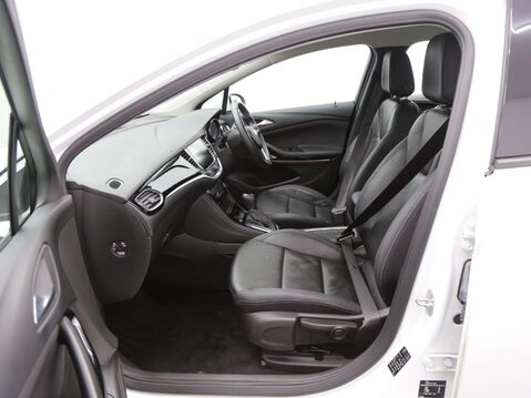 Vauxhall Astra 1.4i Turbo Elite Nav Auto Euro 6 (s/s) 5dr 22