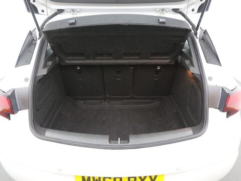 Vauxhall Astra 1.4i Turbo Elite Nav Auto Euro 6 (s/s) 5dr 25
