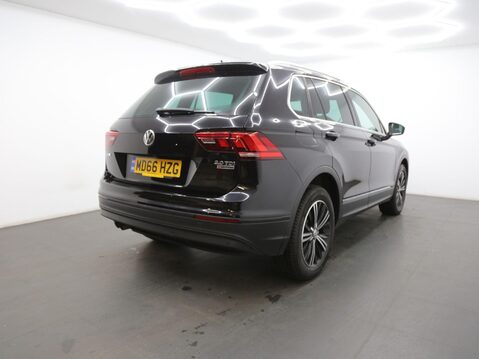 Volkswagen Tiguan 2.0 TDI BlueMotion Tech SE DSG 4Motion Euro 6 (s/s) 5dr 5