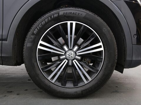 Volkswagen Tiguan 2.0 TDI BlueMotion Tech SE DSG 4Motion Euro 6 (s/s) 5dr 26