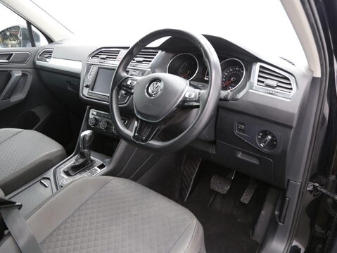 Volkswagen Tiguan 2.0 TDI BlueMotion Tech SE DSG 4Motion Euro 6 (s/s) 5dr 21