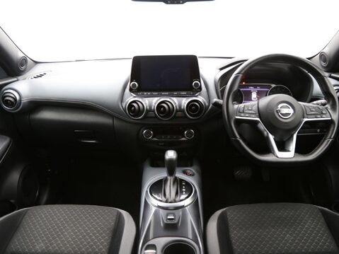 Nissan Juke 1.0 DIG-T N-Connecta DCT Auto Euro 6 (s/s) 5dr 9