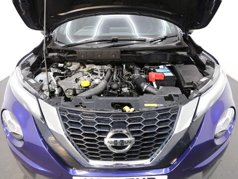 Nissan Juke 1.0 DIG-T N-Connecta DCT Auto Euro 6 (s/s) 5dr 27