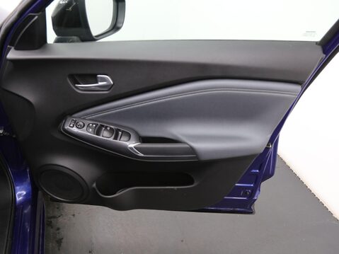 Nissan Juke 1.0 DIG-T N-Connecta DCT Auto Euro 6 (s/s) 5dr 19