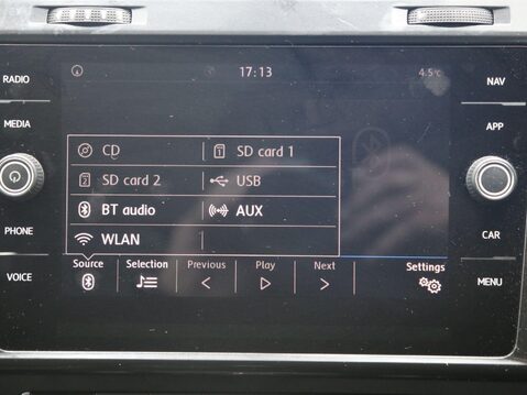 Volkswagen Golf 1.0 TSI SE Nav Euro 6 (s/s) 5dr 16