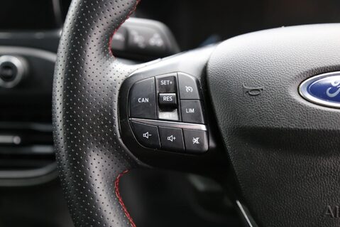 Ford Focus 1.0T EcoBoost ST-Line Edition Euro 6 (s/s) 5dr 11