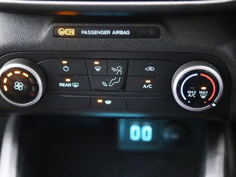 Ford Focus 1.0T EcoBoost ST-Line Edition Euro 6 (s/s) 5dr 17