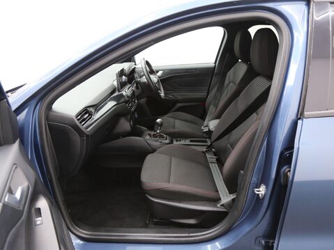 Ford Focus 1.0T EcoBoost ST-Line Edition Euro 6 (s/s) 5dr 22