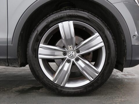 Volkswagen Tiguan 2.0 TDI Match DSG Euro 6 (s/s) 5dr 26