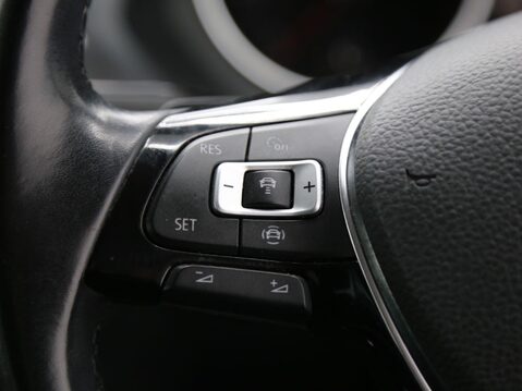 Volkswagen Tiguan 2.0 TDI Match DSG Euro 6 (s/s) 5dr 11