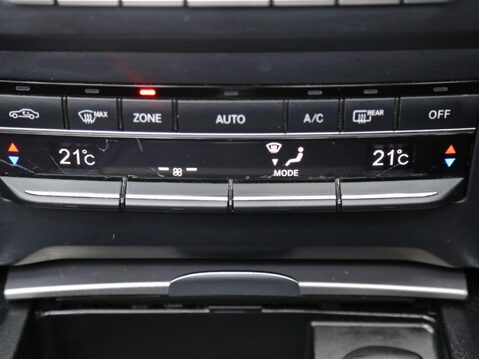 Mercedes-Benz E Class 2.0 E200 AMG Line Cabriolet G-Tronic+ Euro 6 (s/s) 2dr 23