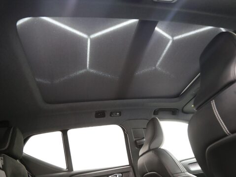 Volvo XC40 2.0 D4 First Edition Auto AWD Euro 6 (s/s) 5dr 24