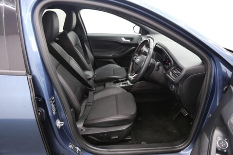 Ford Focus 1.0T EcoBoost ST-Line X Auto Euro 6 (s/s) 5dr 20